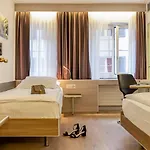 Alexander Old Town Hotel Zurigo