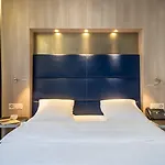 Alexander Old Town Hotel 3*