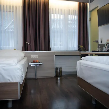 Alexander Old Town Hotel 3*
