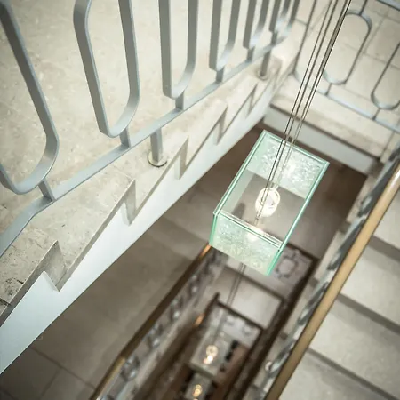 Alexander Old Town Szálloda 3*