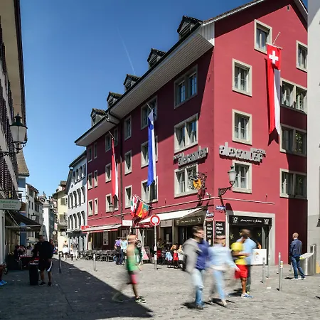 Hotel Alexander Old Town 3*