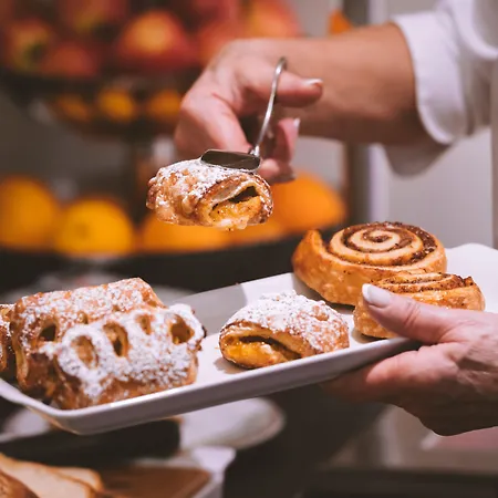 Alexander Old Town 3*