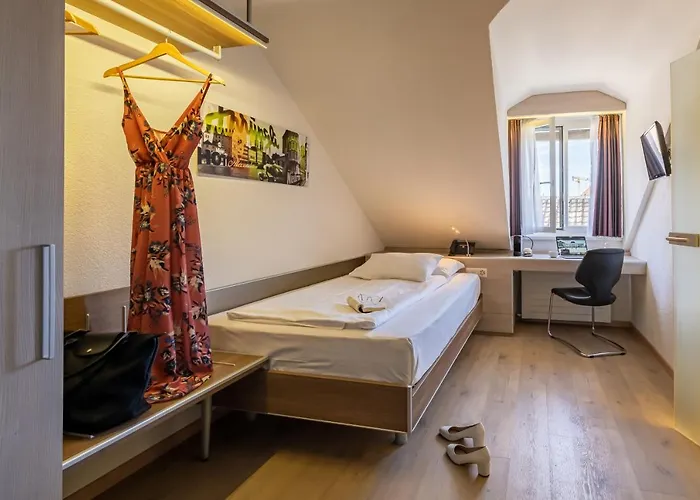 Hotel Alexander Old Town