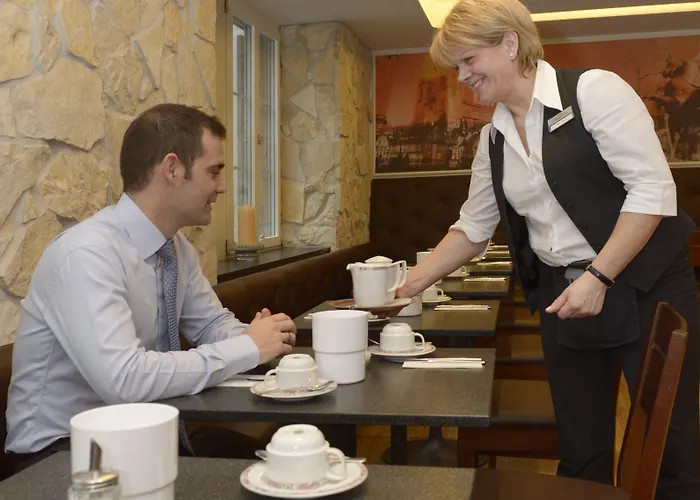 Alexander Old Town 3*