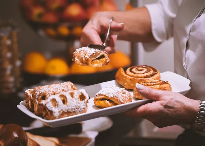 Alexander Old Town 3*