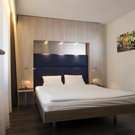 Alexander Old Town 3* Zurich