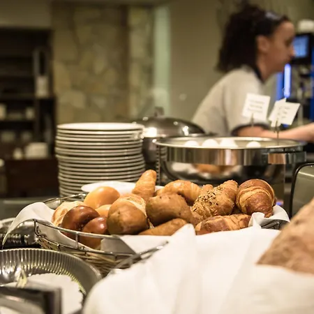 Hotel Alexander Old Town 3*