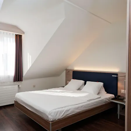 Alexander Old Town 3* Zurich