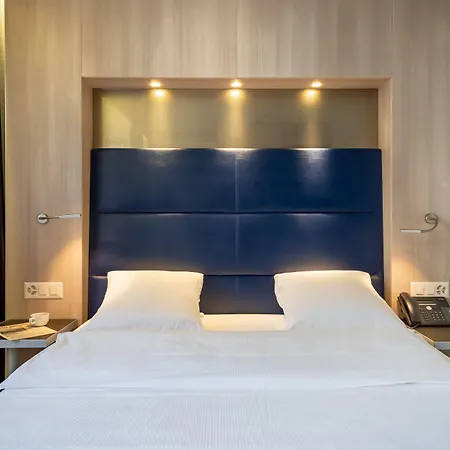 Alexander Old Town Hotel 3*